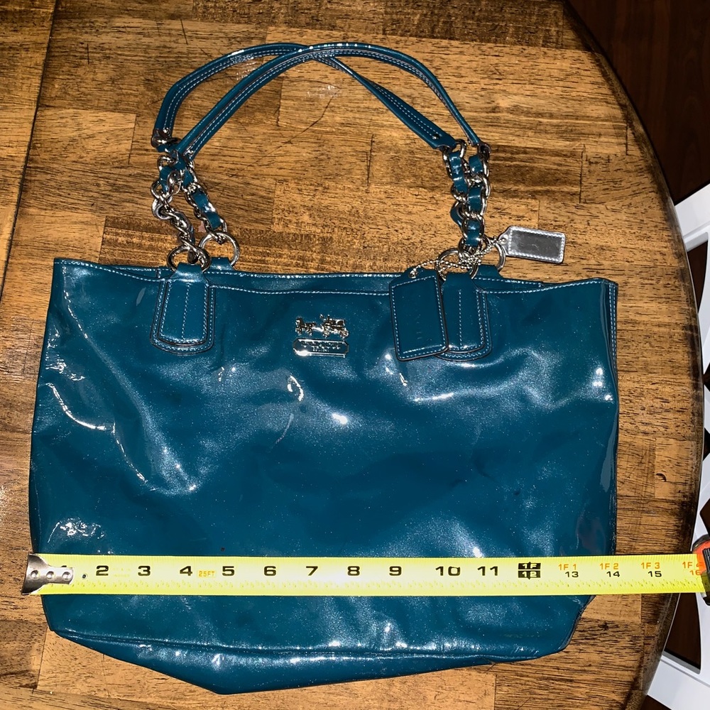 Coach purse - Picture 2 of 4